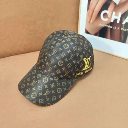 Louis Vuitton Baseball cap for men and women